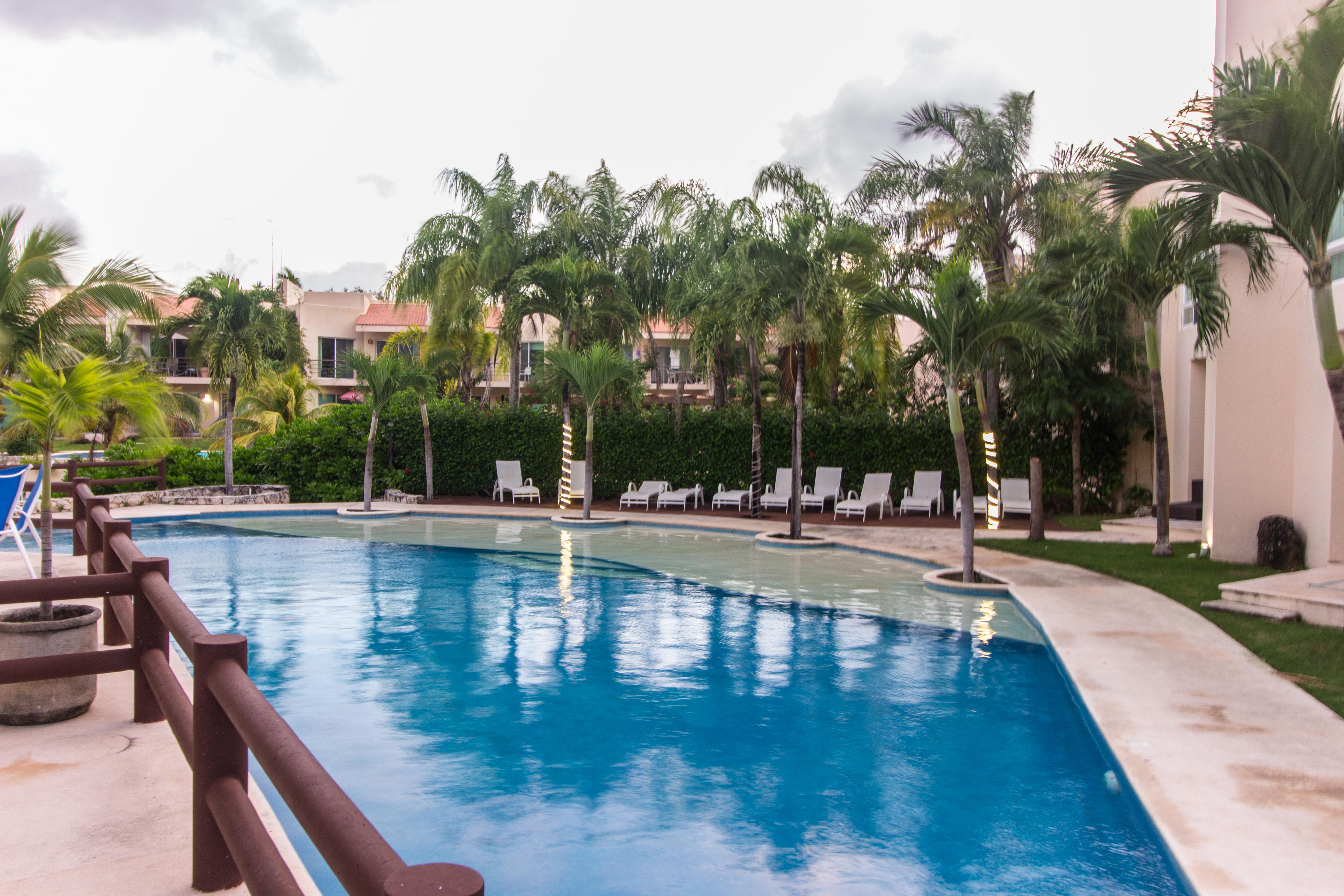 Coral Maya Stay Suites Puerto Aventuras Bagian luar foto